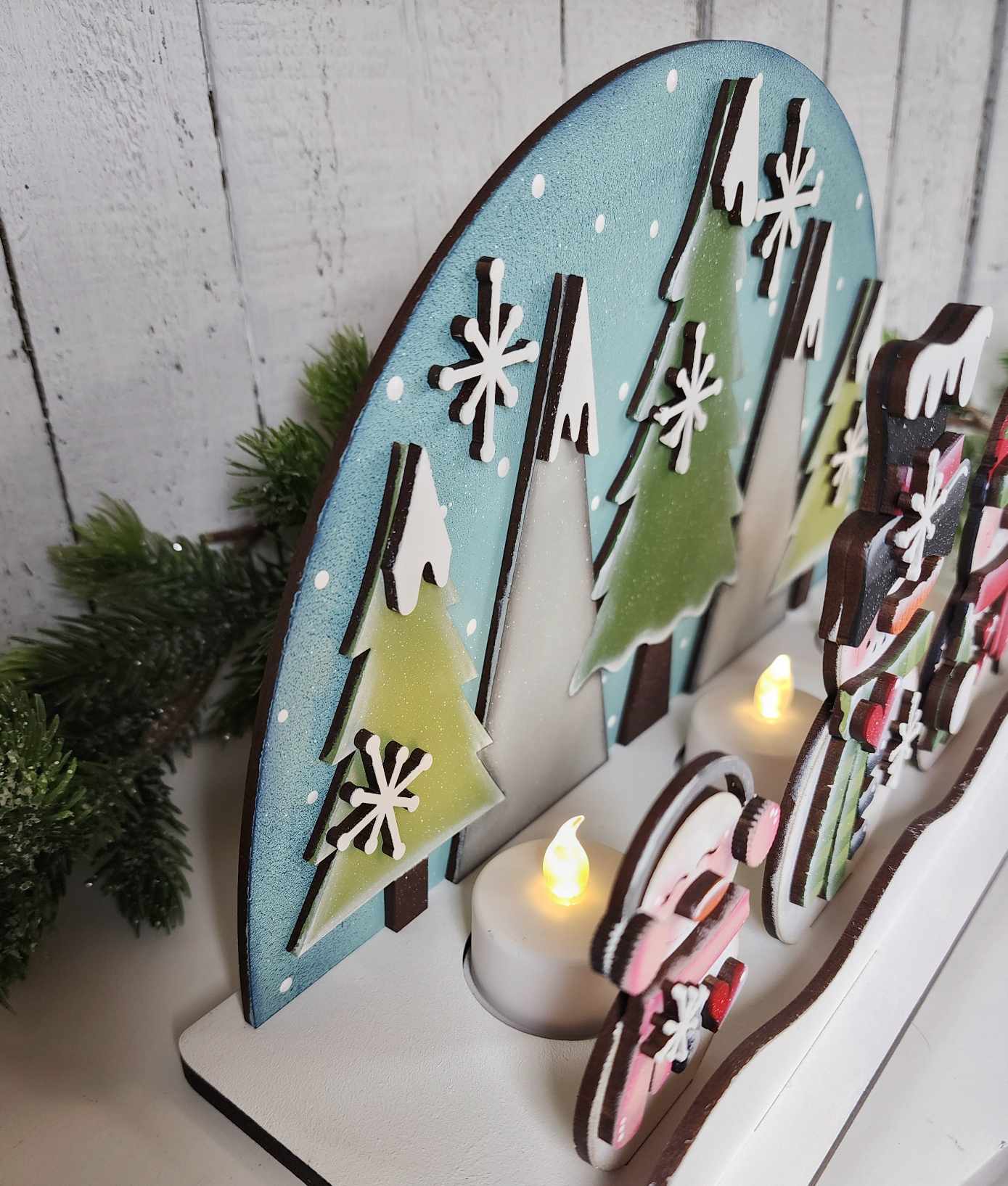 Snowman Flameless Tea Light Shelf Sitter