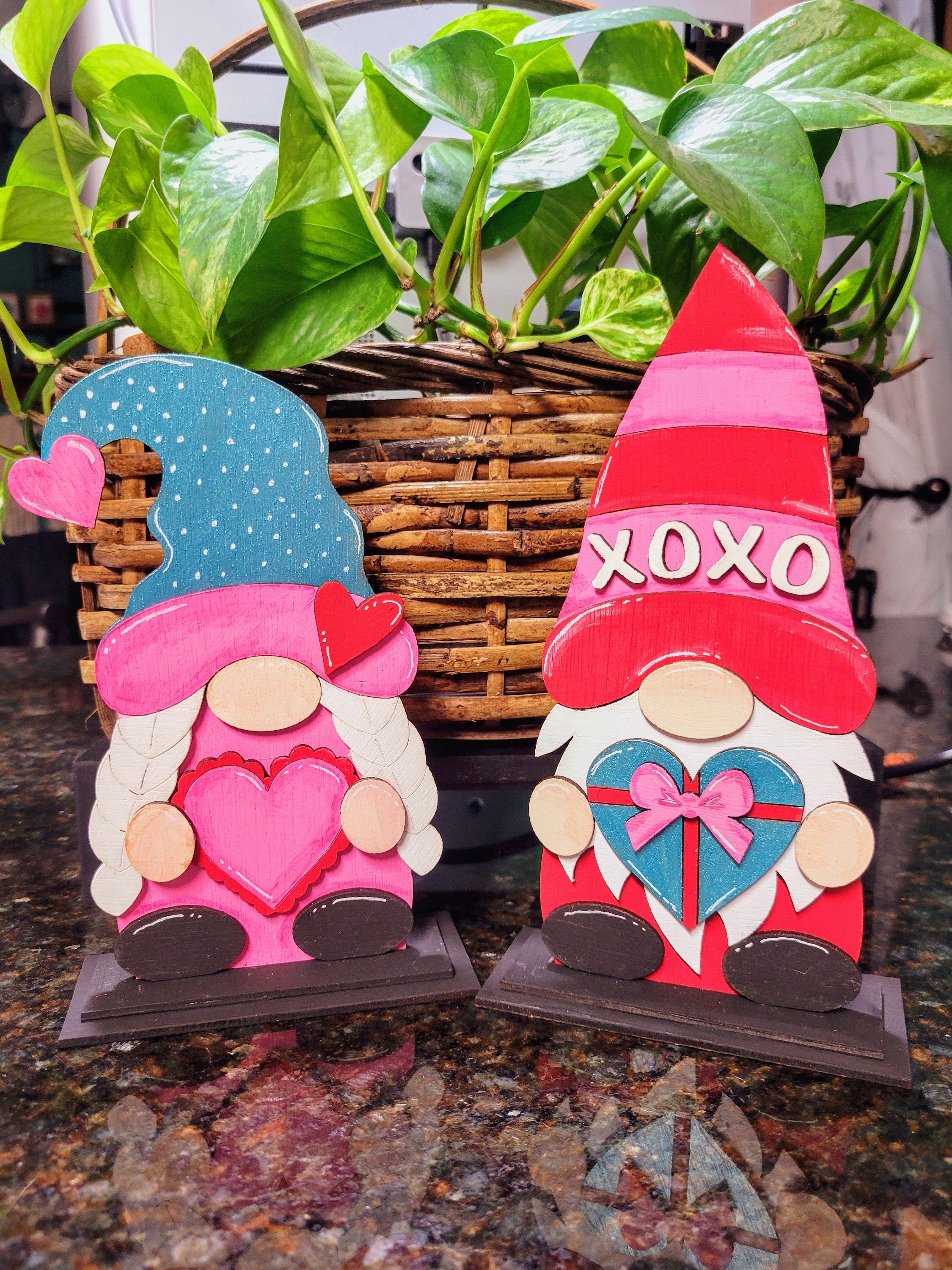 Valentines Gnomes Shelf Sitter