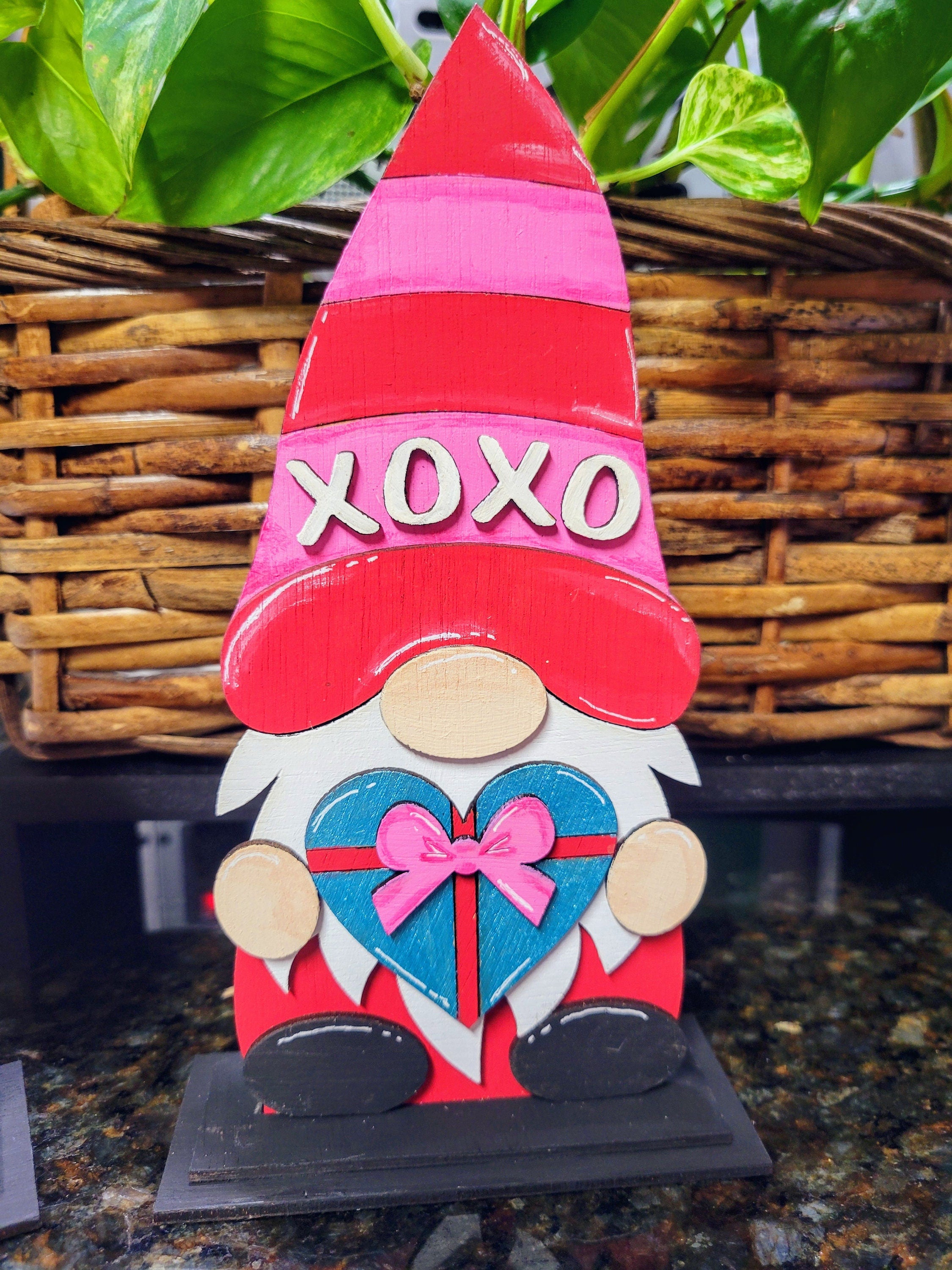 Valentines Gnomes Shelf Sitter